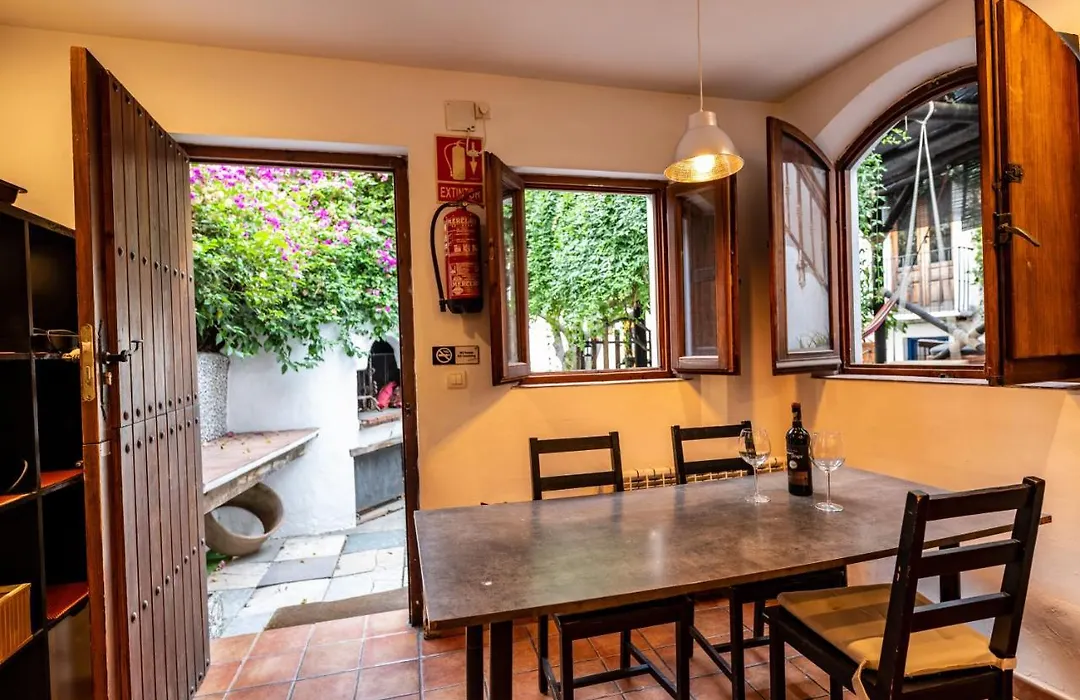 Amaka House-1