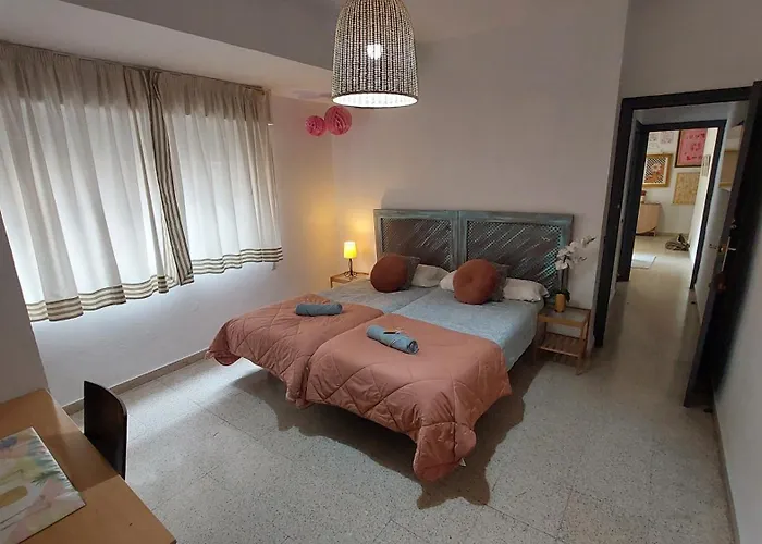 Céntrico piso con aparcamiento gratuito